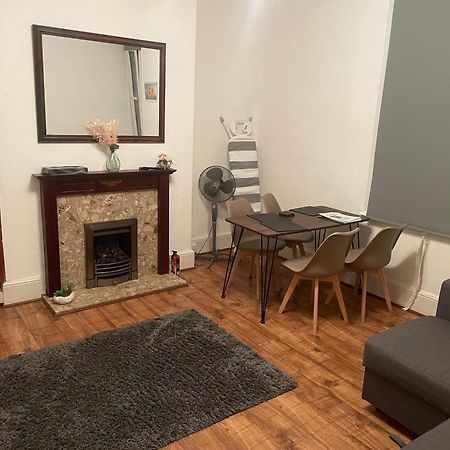 Luxury 1-Bed Apartment With Stunning City Views Perfect For Short Stays In 伦敦 外观 照片