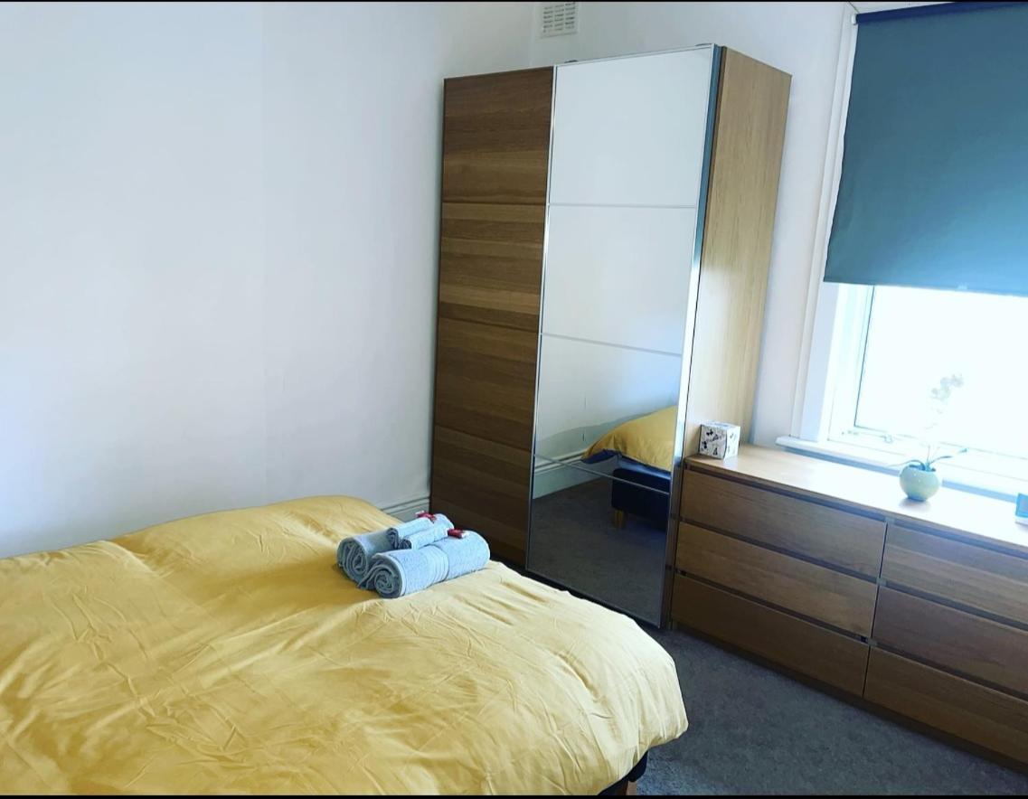 Luxury 1-Bed Apartment With Stunning City Views Perfect For Short Stays In 伦敦 外观 照片